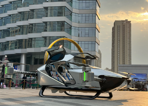 小鹏飞行汽车成功飞越广州CBD:现已获得飞行许可